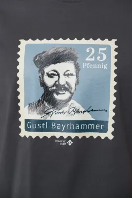 Preview: T-Shirt "Gustl Briefmarke" - dunkelgrau